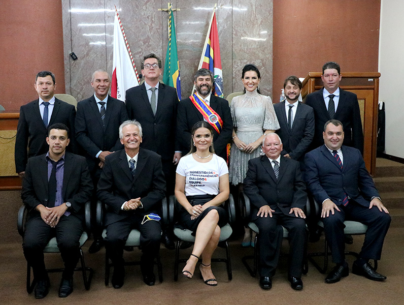 Vereadores e Prefeito são empossados em Carmo do Paranaíba